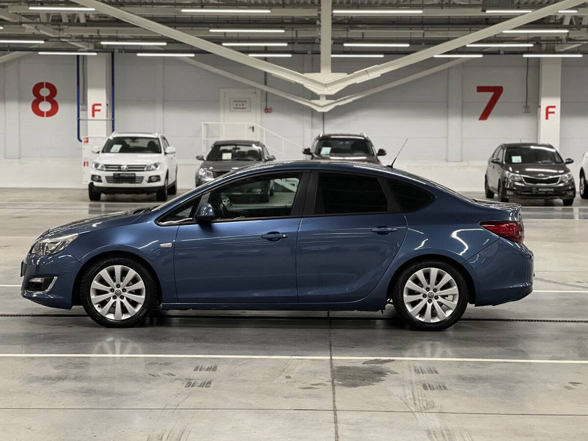 Opel Astra б/у, 2013, Механическая. Фото: #7