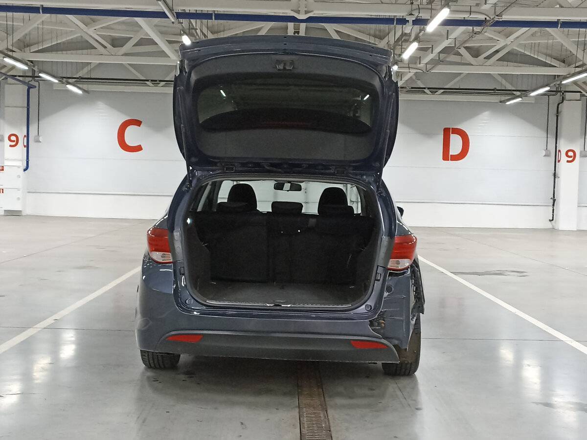 Hyundai i40 б/у, 2013, Автоматическая. Фото: #9