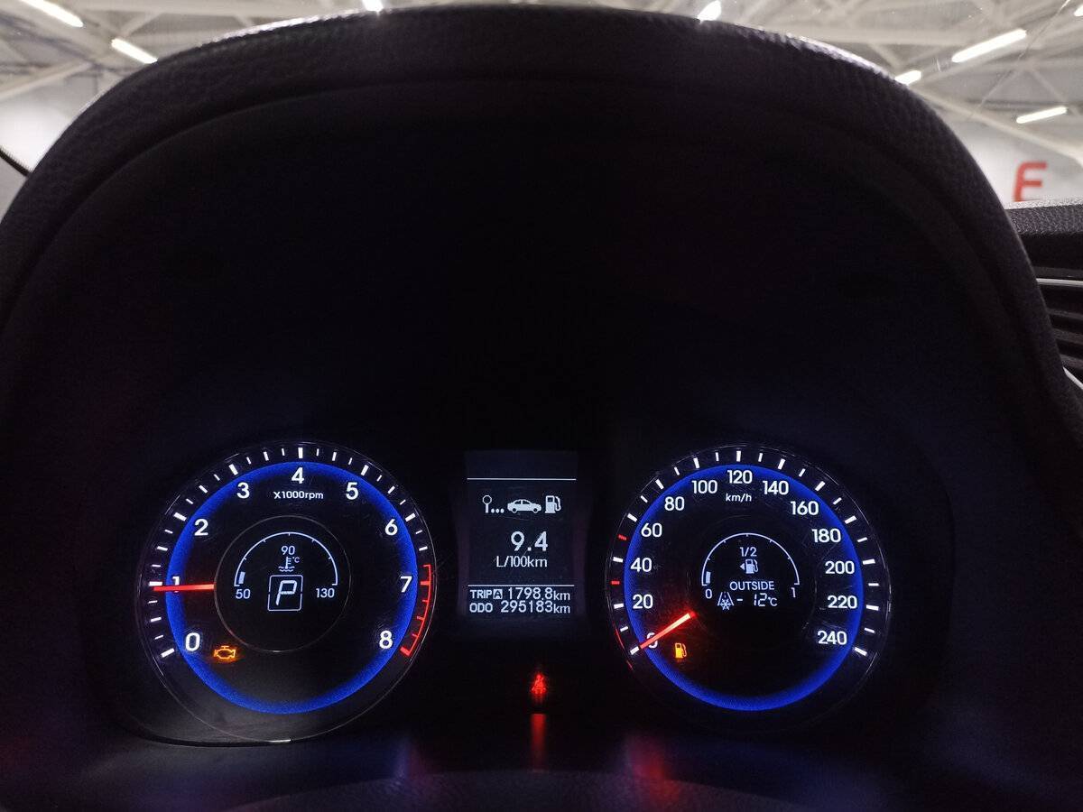 Hyundai i40 б/у, 2013, Автоматическая. Фото: #12