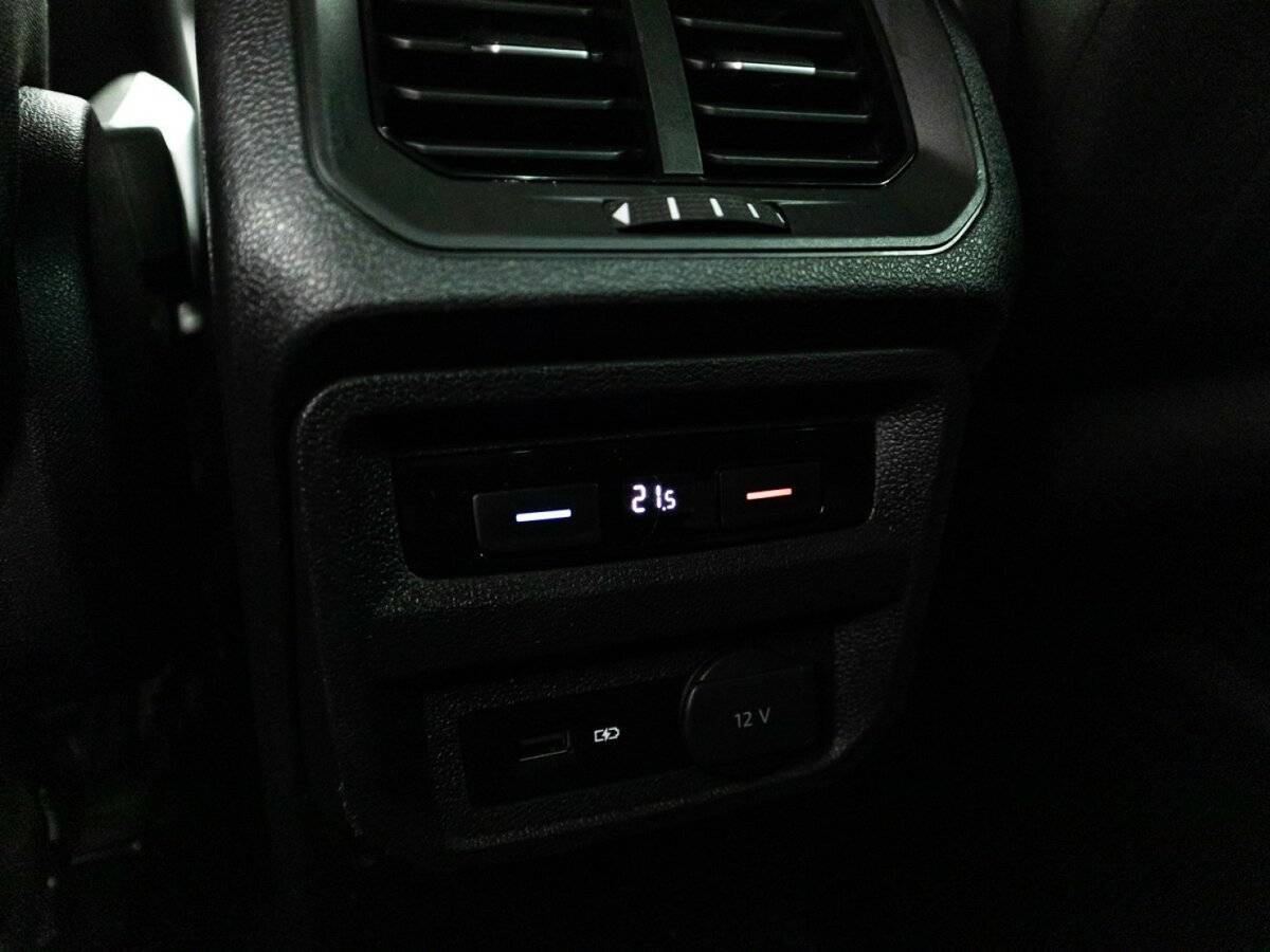 Volkswagen Tiguan б/у, 2019, Роботизированная. Фото: #20