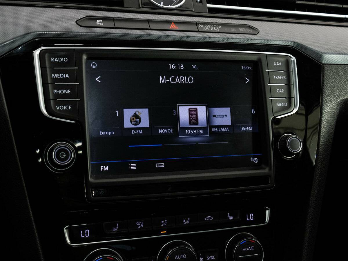 Volkswagen Passat б/у, 2016, Роботизированная. Фото: #19