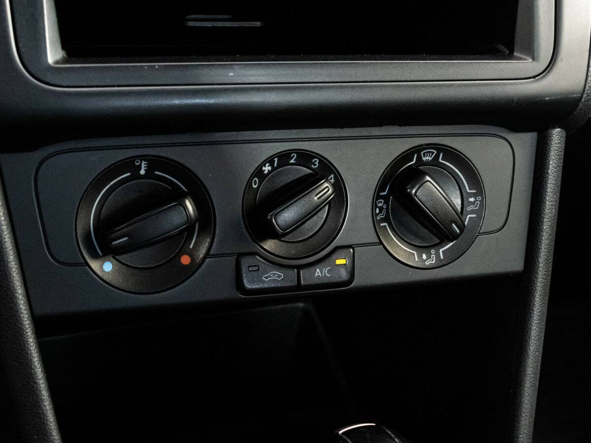 Volkswagen Polo б/у, 2016, Автоматическая. Фото: #12