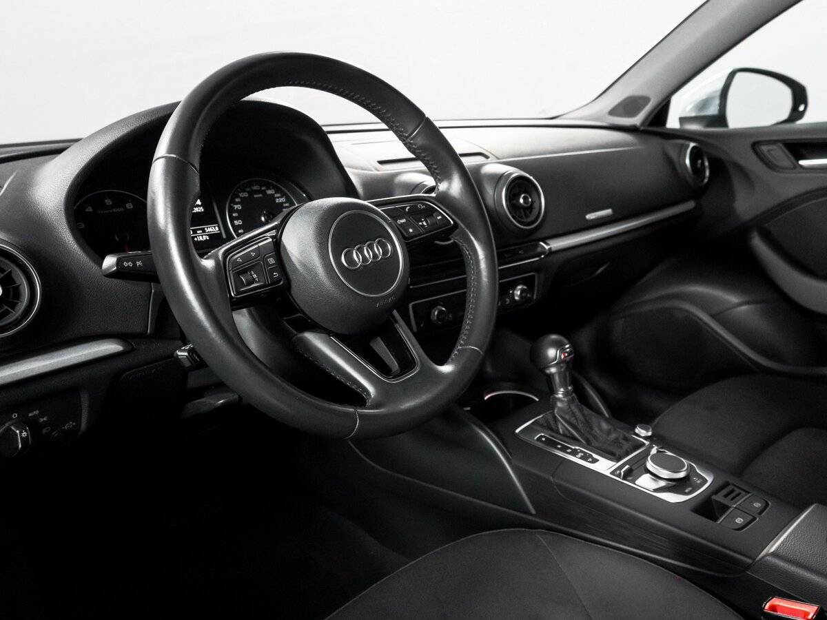 Audi A3 б/у, 2017, Роботизированная. Фото: #13