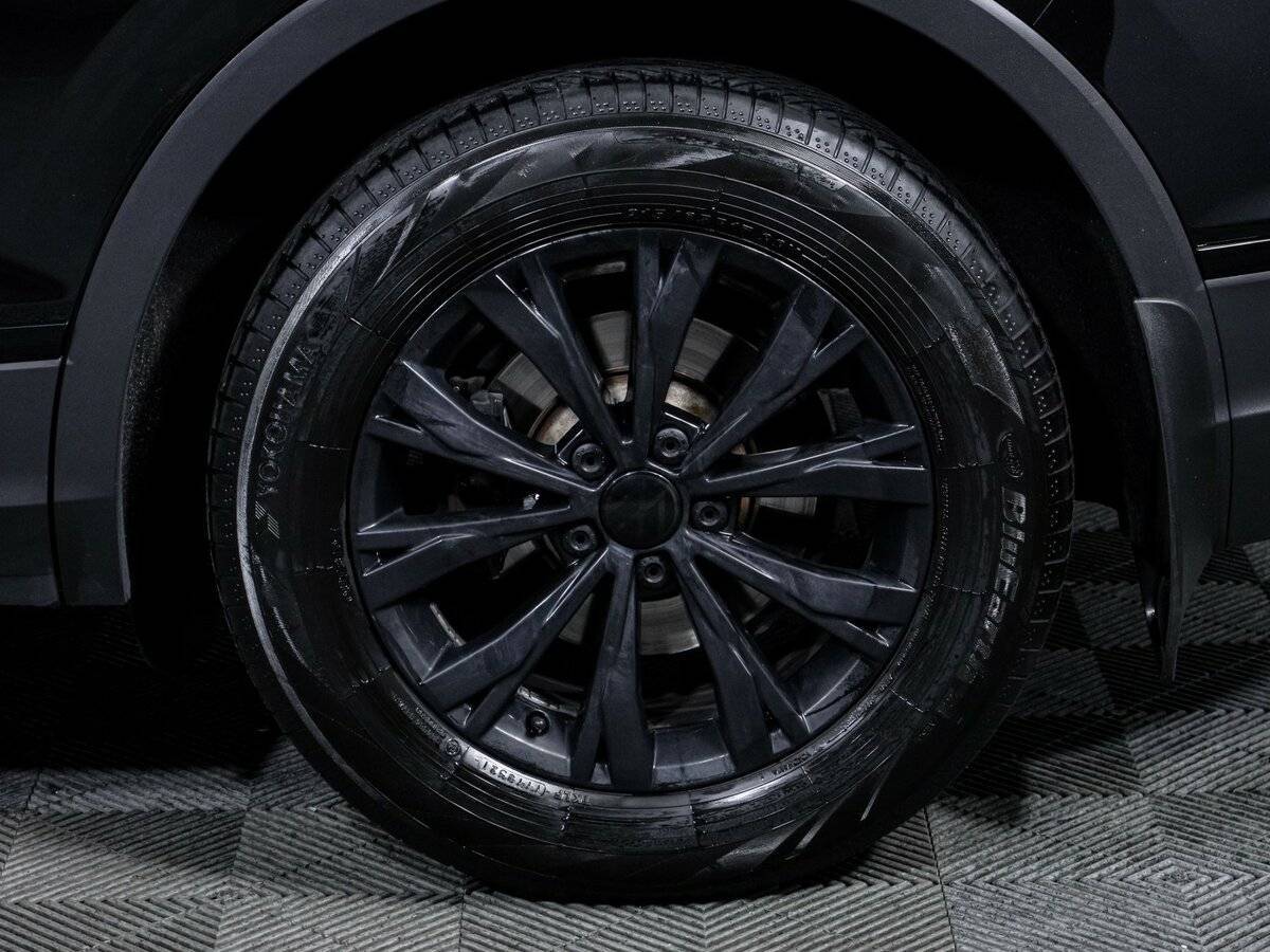 Volkswagen Tiguan б/у, 2021, Роботизированная. Фото: #14