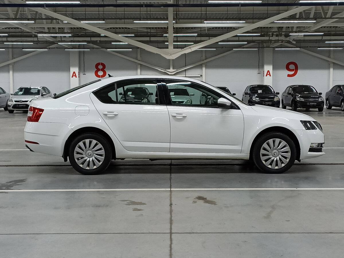 Skoda Octavia б/у, 2019, Механическая. Фото: #3