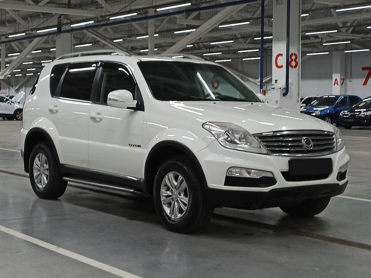 SsangYong Rexton б/у, 2013, Автоматическая. Фото: #2