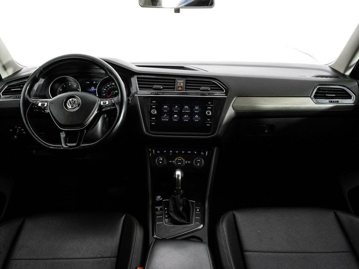 Volkswagen Tiguan б/у, 2017, Автоматическая. Фото: #9