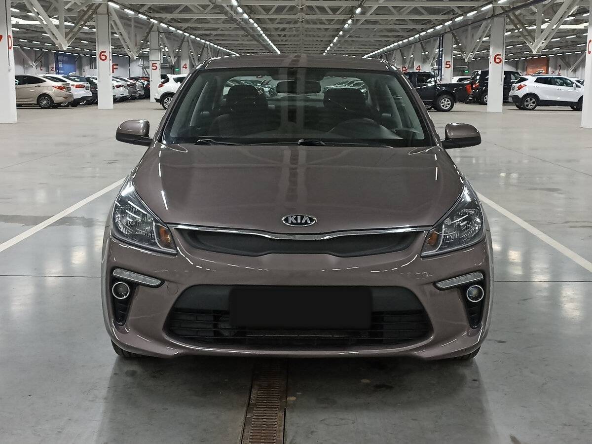 Kia Rio б/у, 2018, Механическая. Фото: #1
