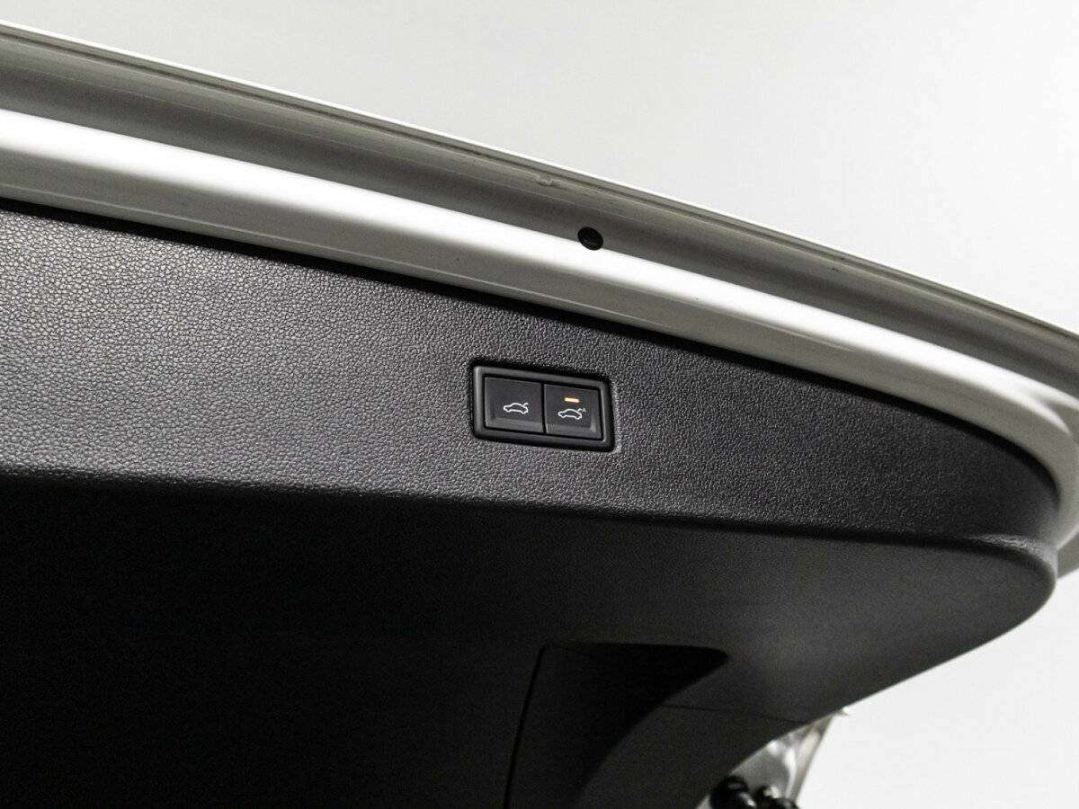 Volkswagen Tiguan б/у, 2020, Роботизированная. Фото: #15