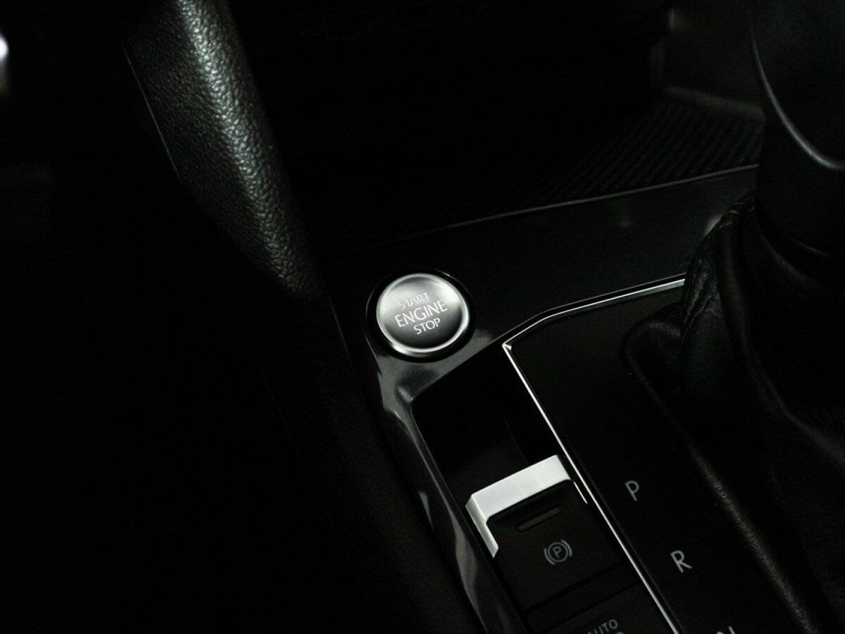 Volkswagen Tiguan б/у, 2020, Роботизированная. Фото: #21