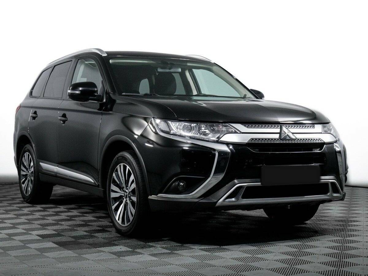 Mitsubishi Outlander б/у, 2021, Вариатор. Фото: #2