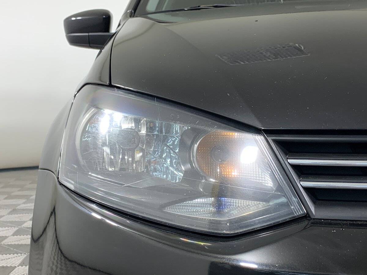 Volkswagen Polo б/у, 2013, Автоматическая. Фото: #6