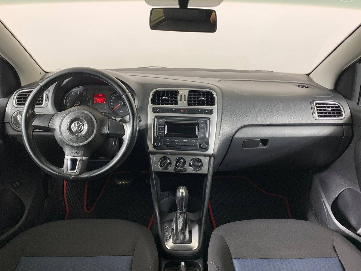 Volkswagen Polo б/у, 2013, Автоматическая. Фото: #8