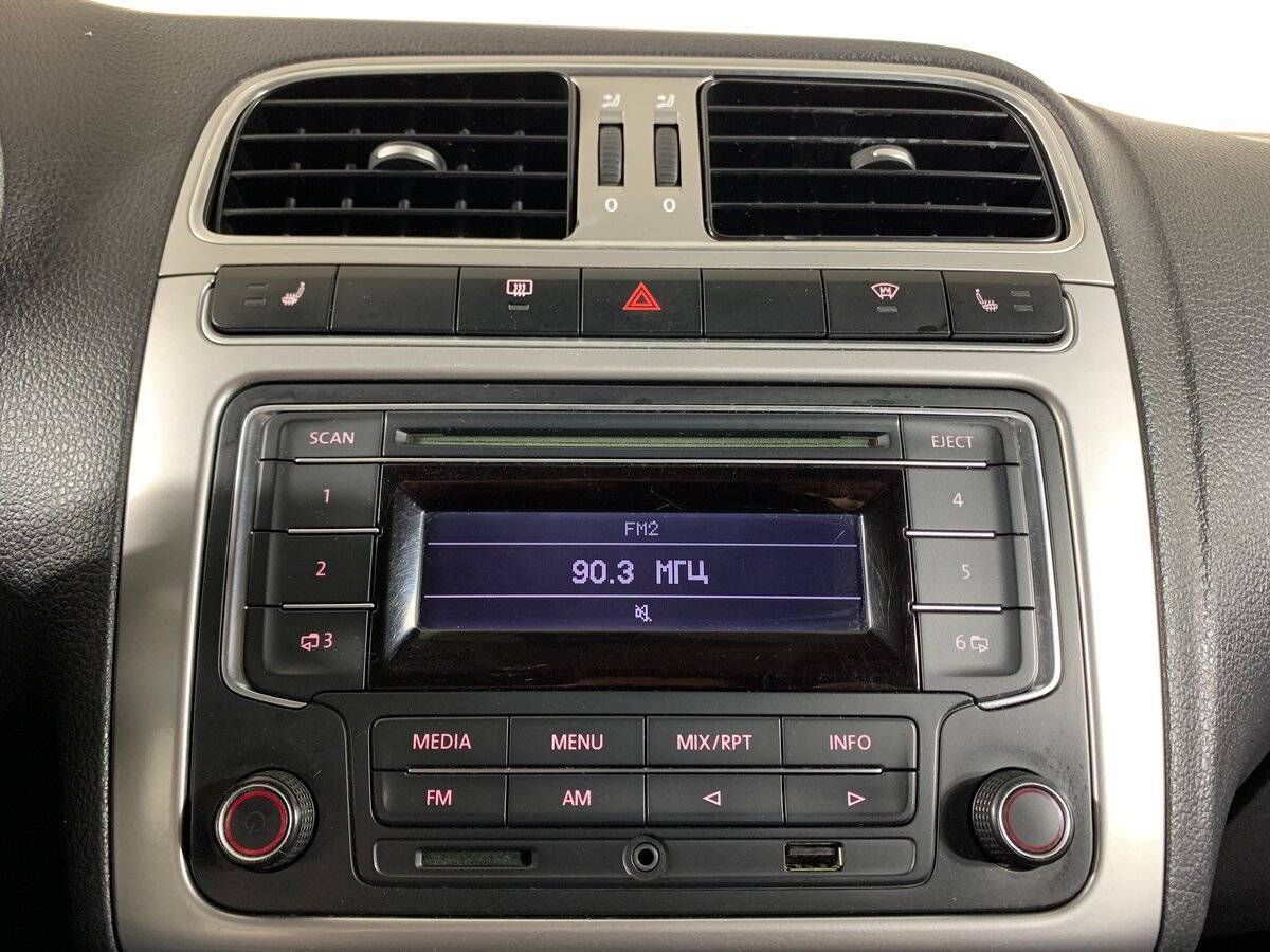 Volkswagen Polo б/у, 2013, Автоматическая. Фото: #11