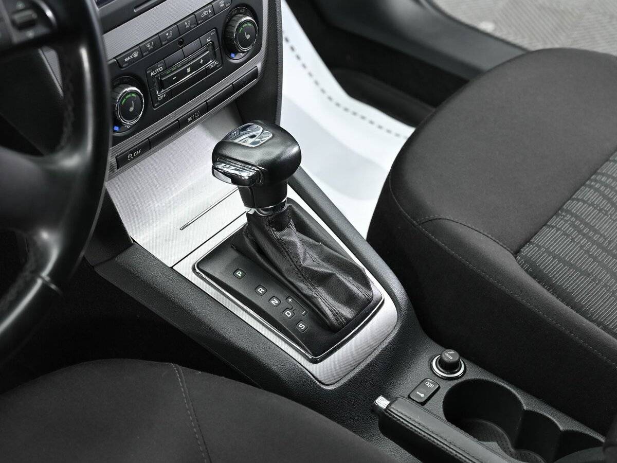 Шкода Октавия б/у, 2012, Роботизированная. Фото: #9