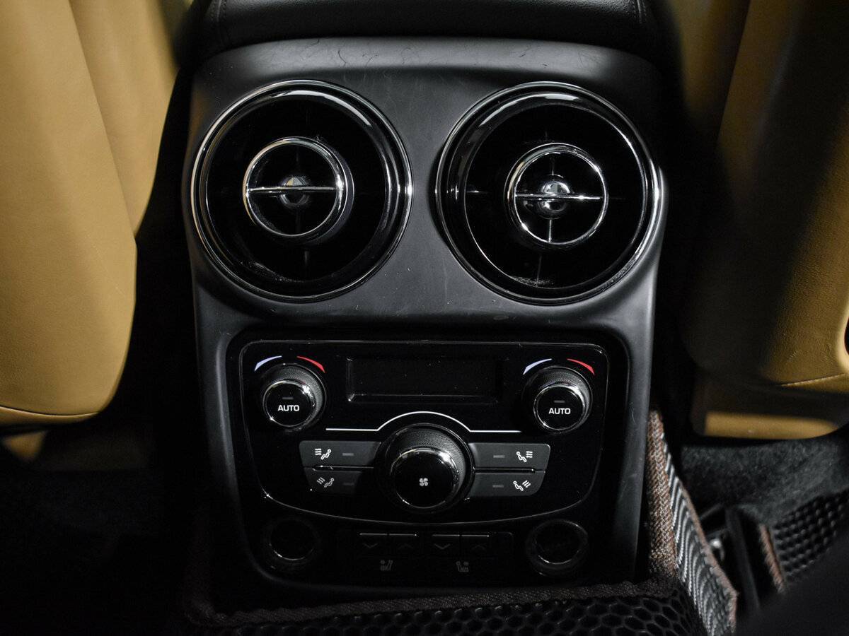 Jaguar XJ б/у, 2016, Автоматическая. Фото: #16