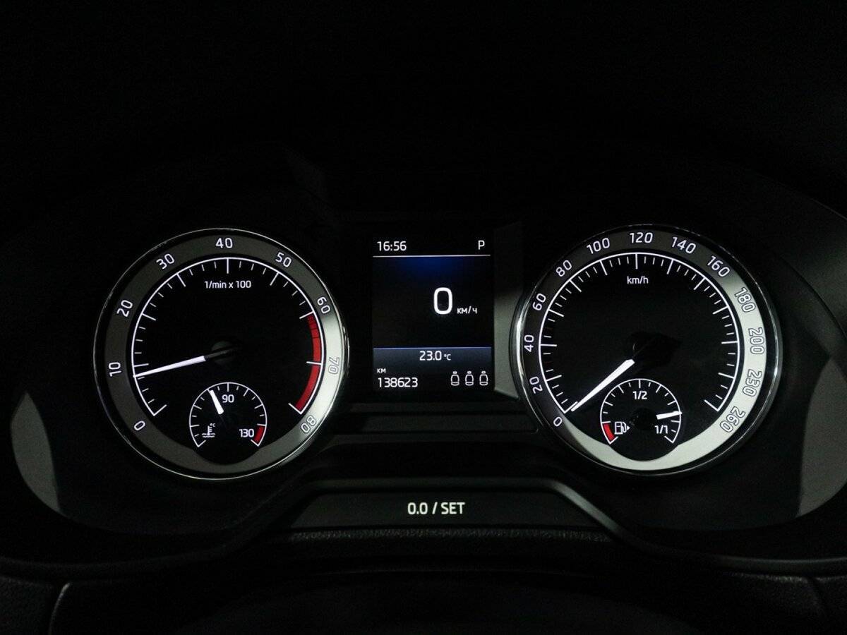 Шкода Октавия б/у, 2018, Роботизированная. Фото: #11