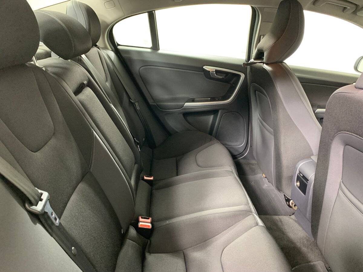 Volvo S60 б/у, 2014, Автоматическая. Фото: #16