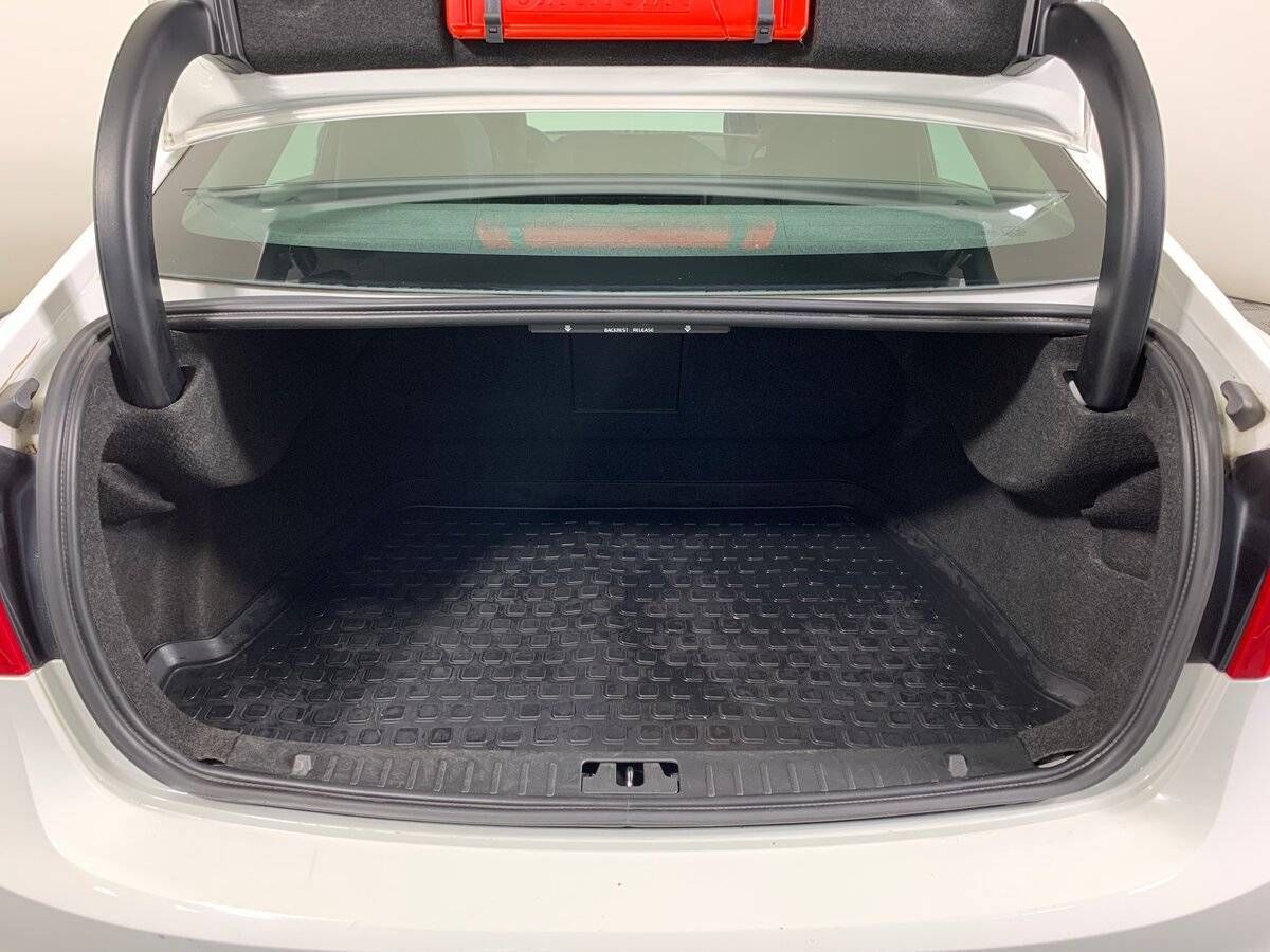 Volvo S60 б/у, 2014, Автоматическая. Фото: #18