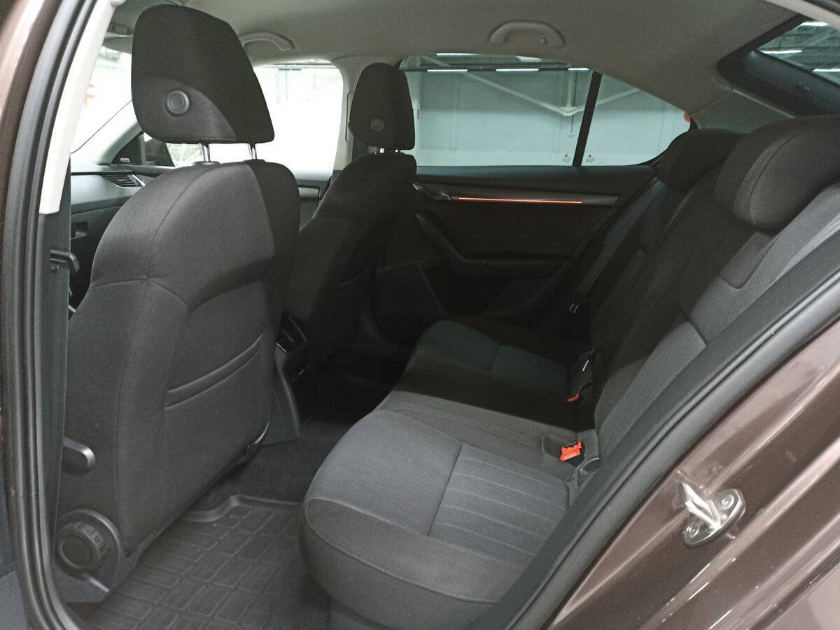 Skoda Octavia б/у, 2018, Роботизированная. Фото: #11