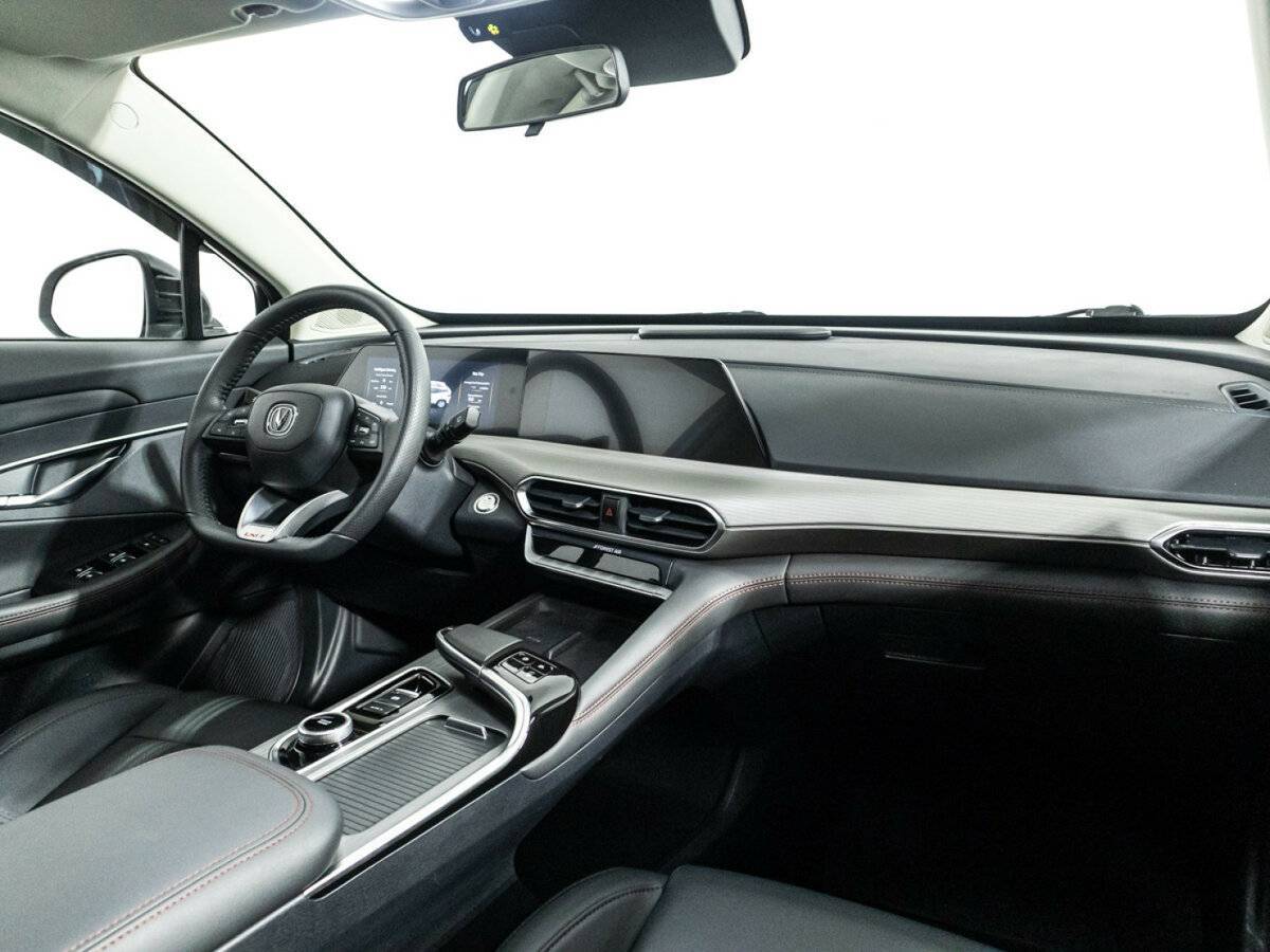 Чанган УНИ-Т б/у, 2023, Роботизированная. Фото: #8