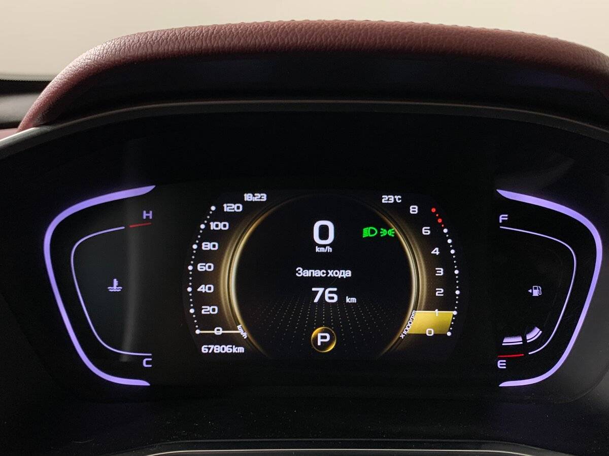 Geely Coolray б/у, 2021, Роботизированная. Фото: #13