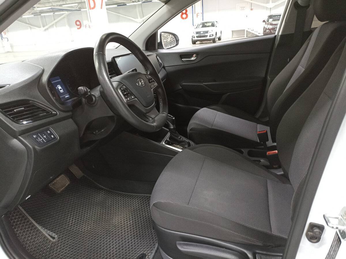 Hyundai Solaris б/у, 2021, Автоматическая. Фото: #15