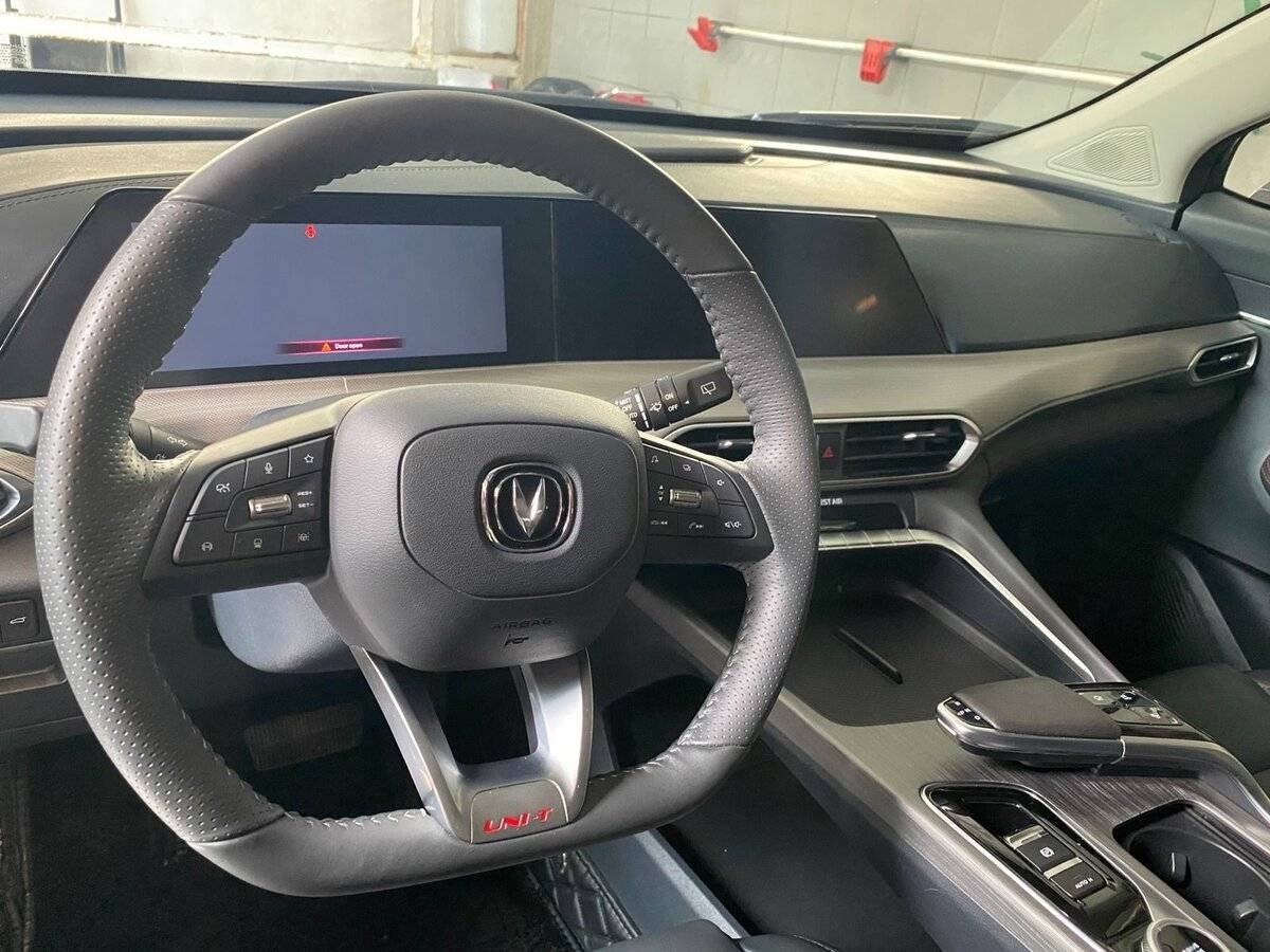 Changan UNI-T б/у, 2023, Роботизированная. Фото: #8