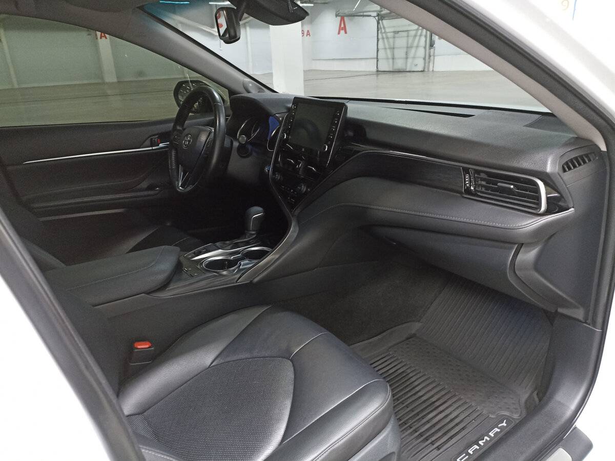 Toyota Camry б/у, 2021, Автоматическая. Фото: #10