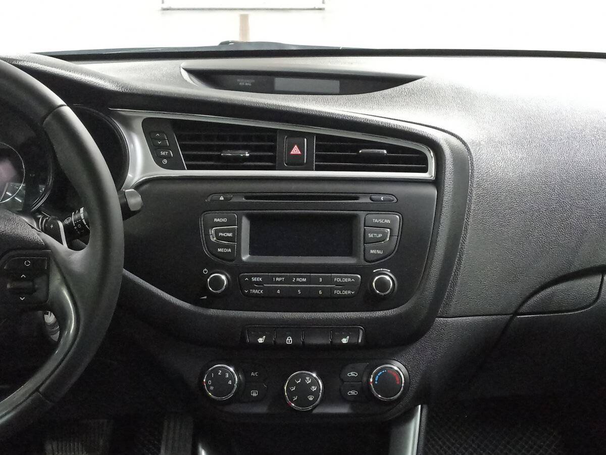 Kia Ceed б/у, 2015, Автоматическая. Фото: #14