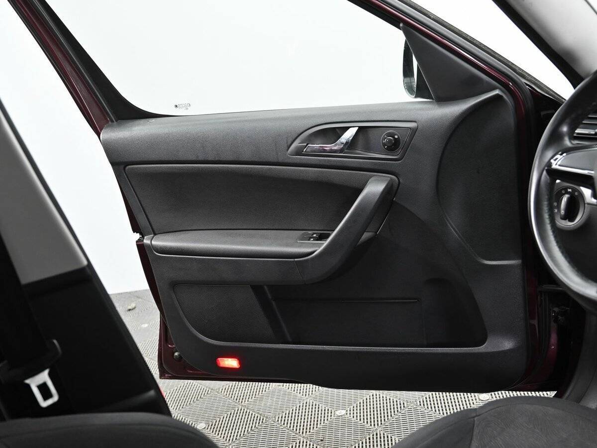 Шкода Йети б/у, 2014, Роботизированная. Фото: #6