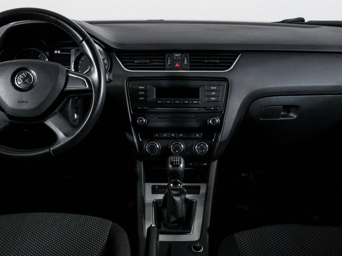 Шкода Октавия б/у, 2014, Механическая. Фото: #12