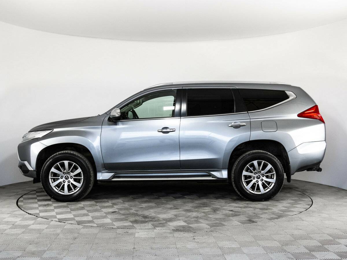 Mitsubishi Pajero Sport б/у, 2017, Автоматическая. Фото: #7