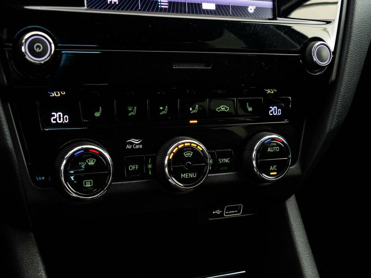 Шкода Октавия б/у, 2018, Роботизированная. Фото: #14