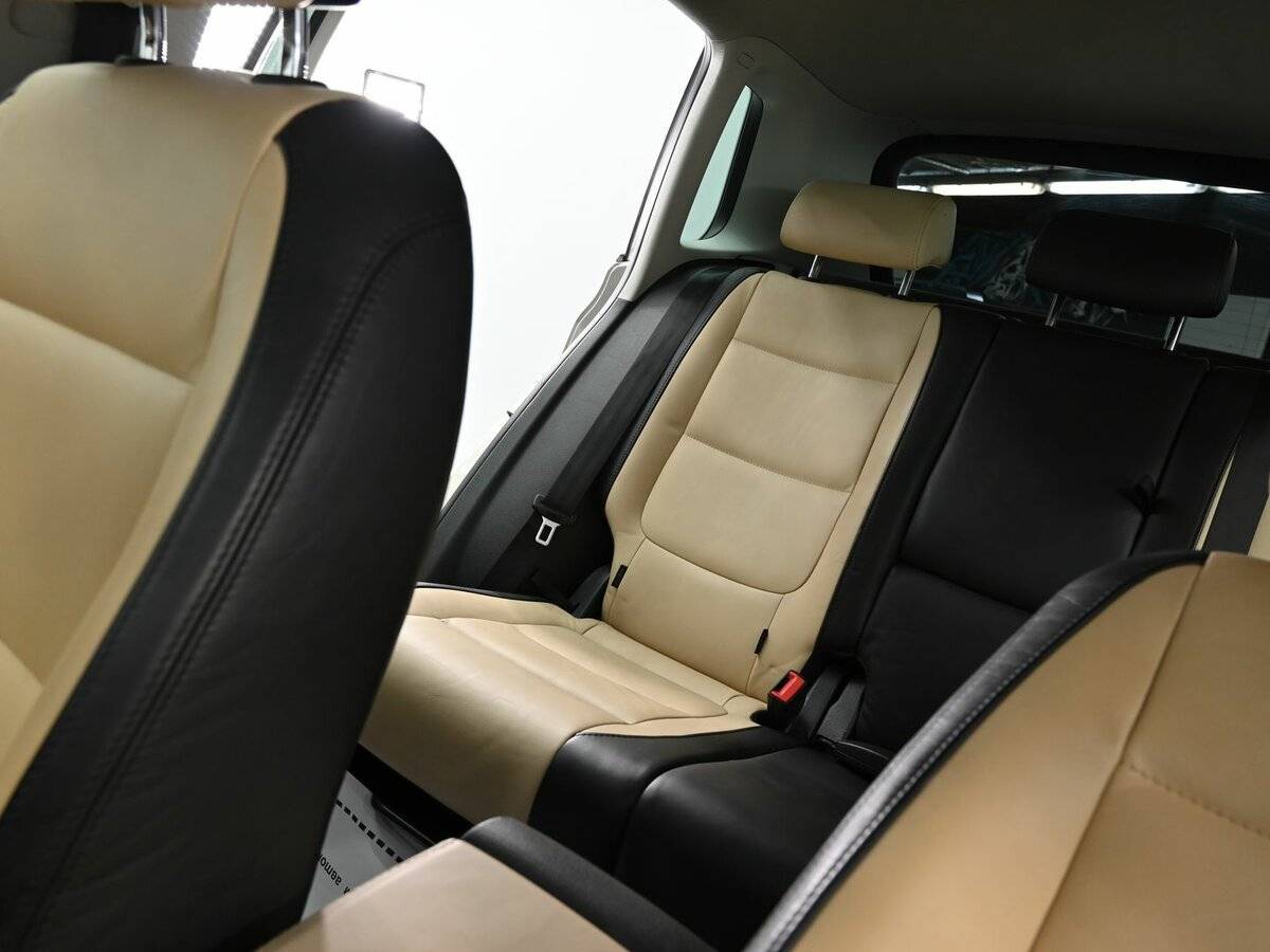 Фольксваген Тигуан б/у, 2012, Автоматическая. Фото: #13