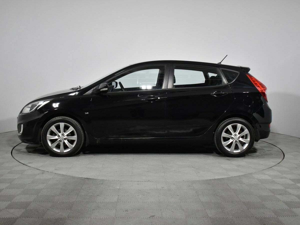 Hyundai Solaris б/у, 2012, Автоматическая. Фото: #7