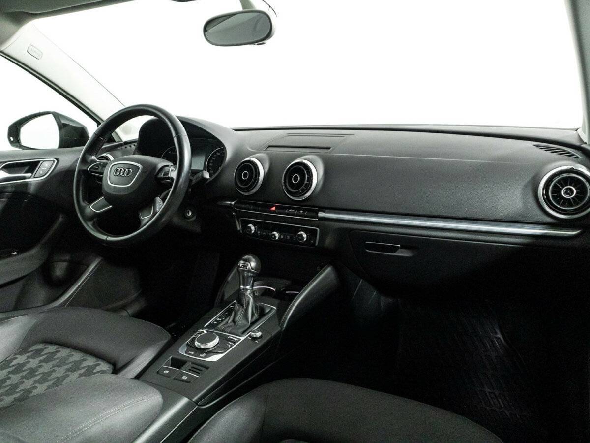 Audi A3 б/у, 2015, Роботизированная. Фото: #8