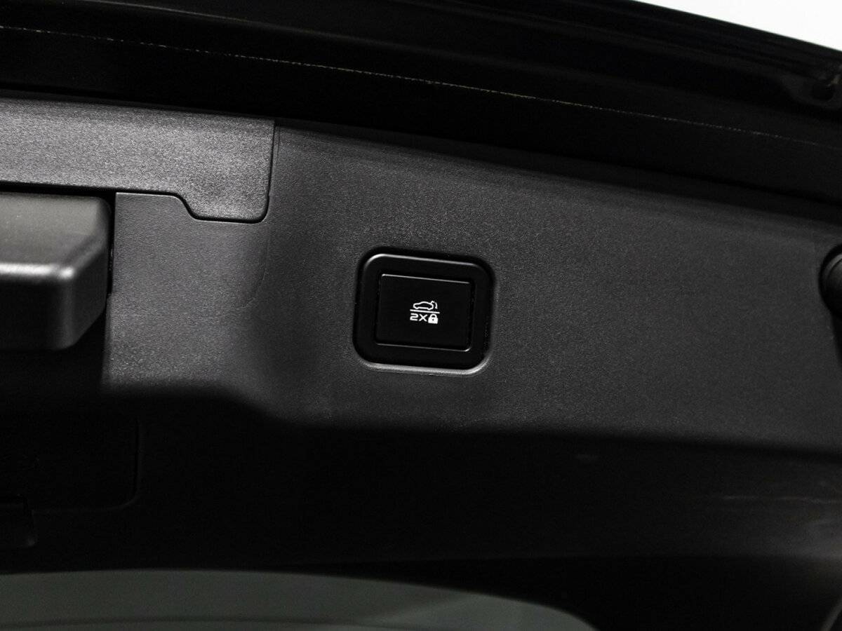 Changan UNI-V б/у, 2023, Роботизированная. Фото: #15