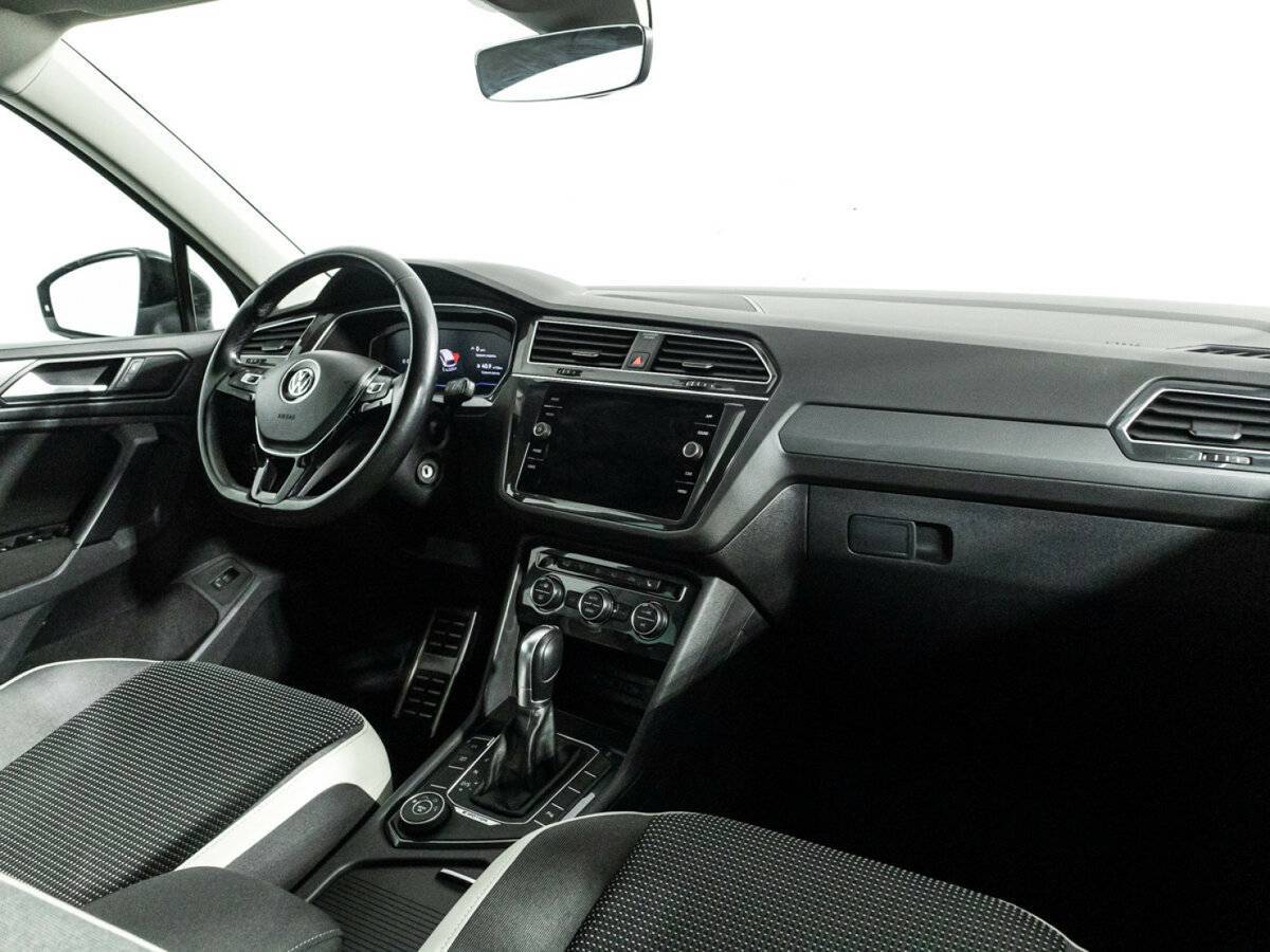 Фольксваген Тигуан б/у, 2019, Роботизированная. Фото: #8