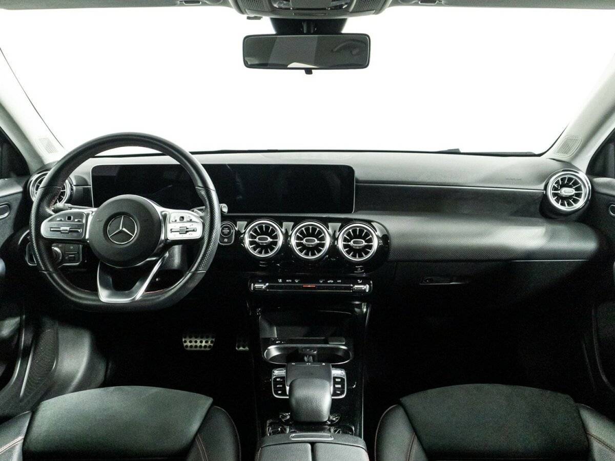 Mercedes-Benz A-Класс б/у, 2018, Роботизированная. Фото: #12