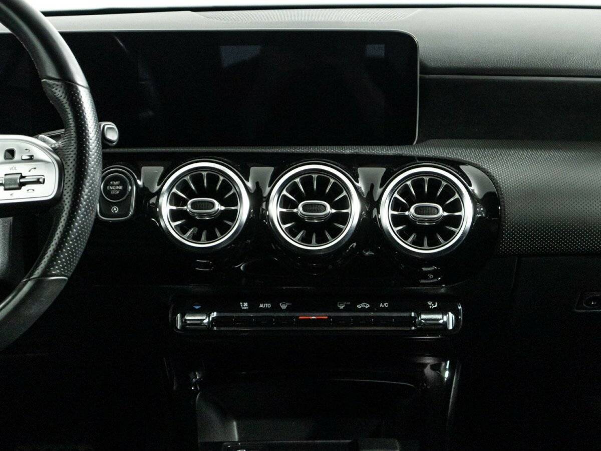 Mercedes-Benz A-Класс б/у, 2018, Роботизированная. Фото: #13