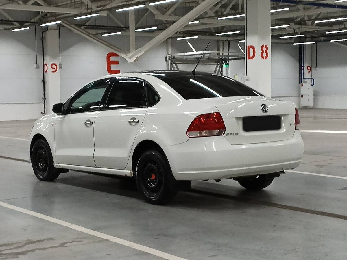 Volkswagen Polo б/у, 2013, Механическая. Фото: #6