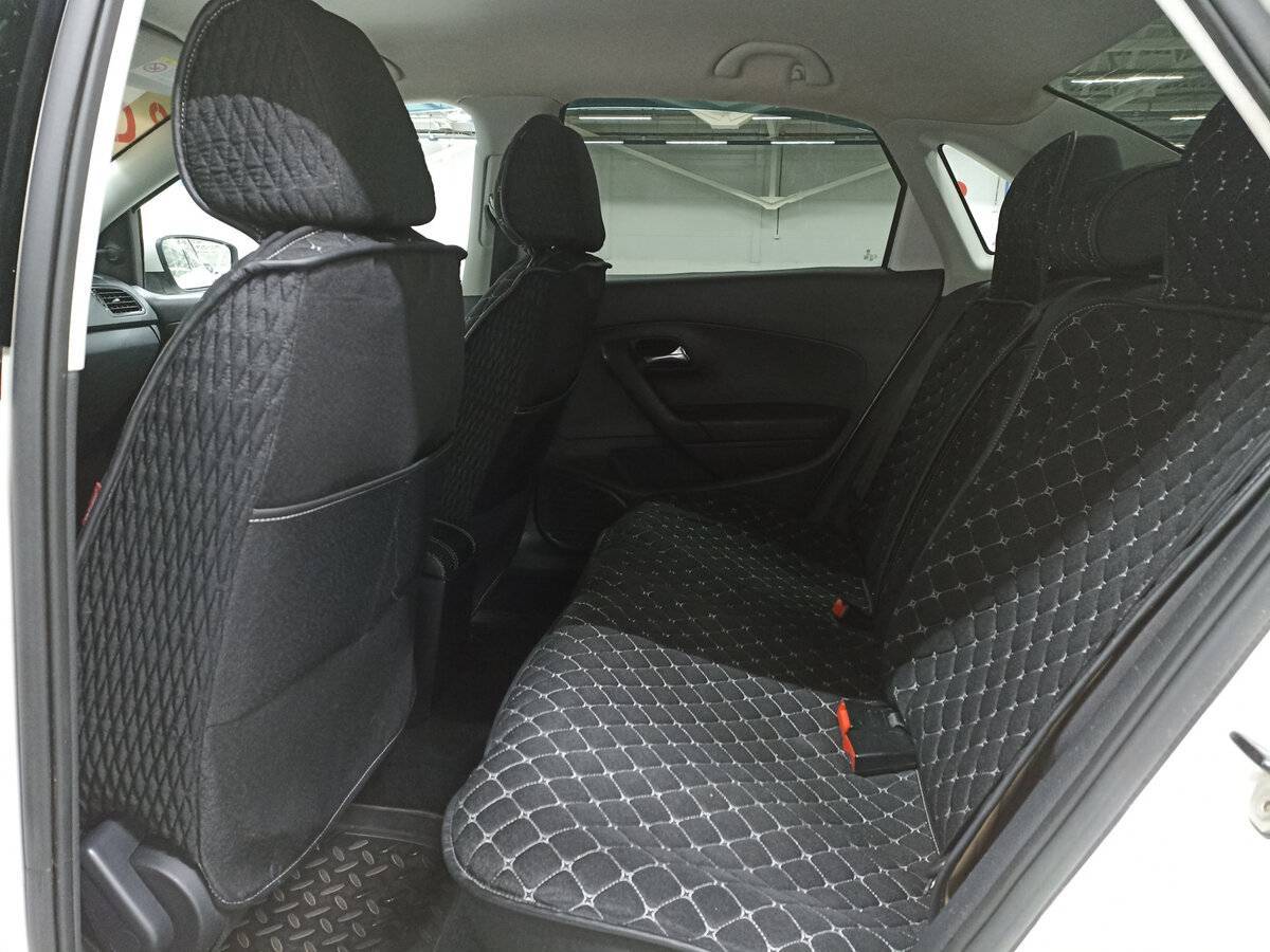 Volkswagen Polo б/у, 2013, Механическая. Фото: #11