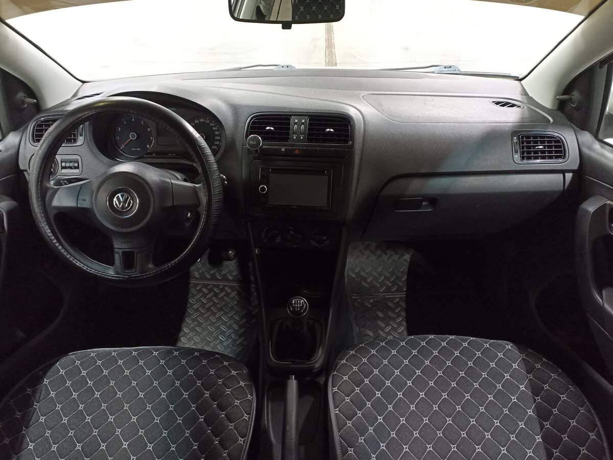 Volkswagen Polo б/у, 2013, Механическая. Фото: #13