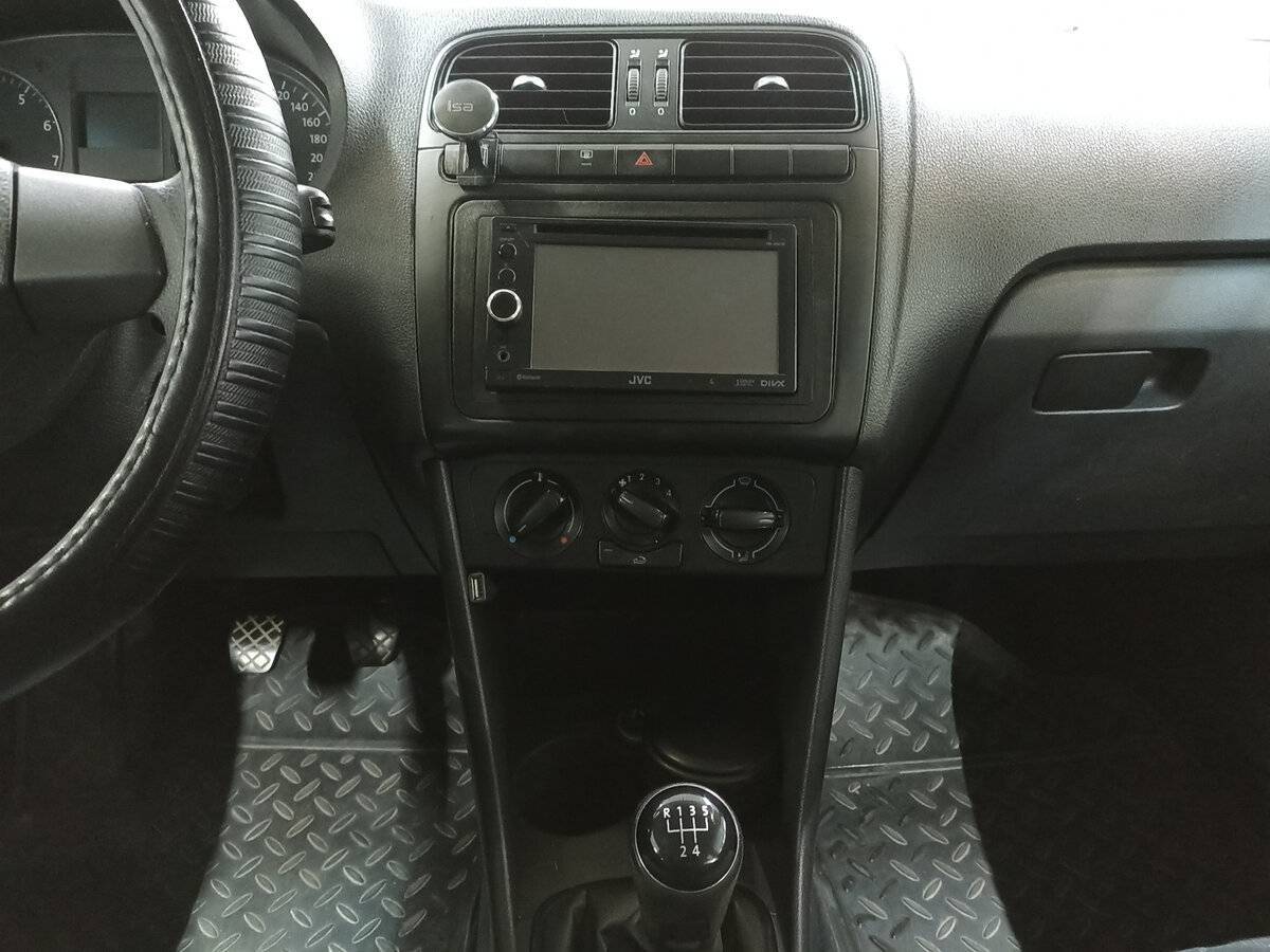 Volkswagen Polo б/у, 2013, Механическая. Фото: #14