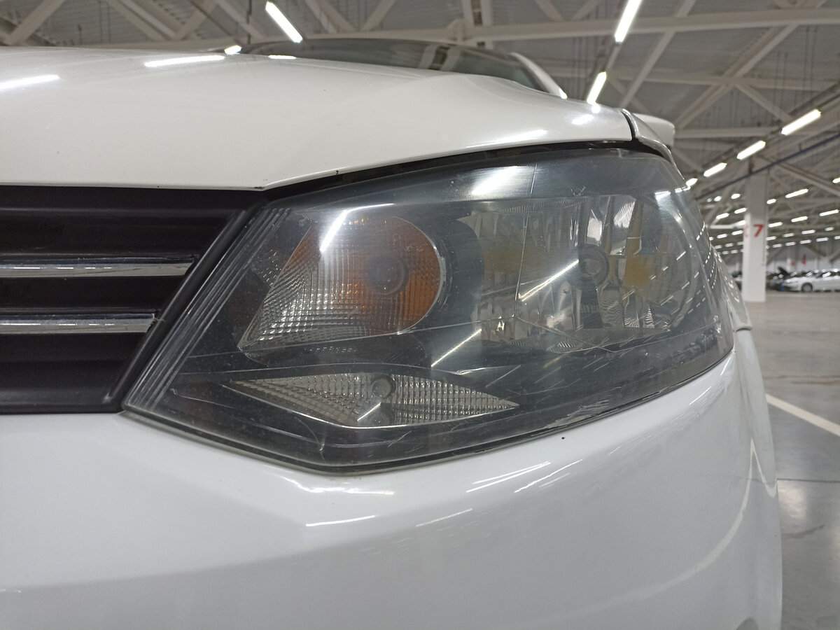 Volkswagen Polo б/у, 2013, Механическая. Фото: #16