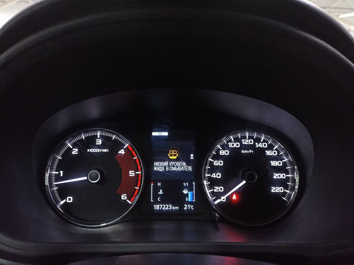 Mitsubishi Pajero Sport б/у, 2018, Механическая. Фото: #12