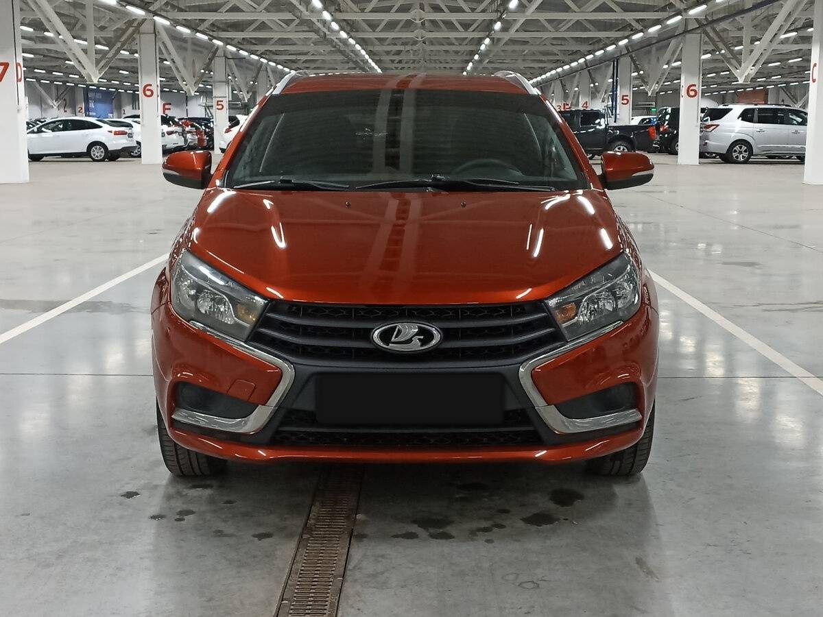 Lada (ВАЗ) Vesta б/у, 2020, Механическая. Фото: #1