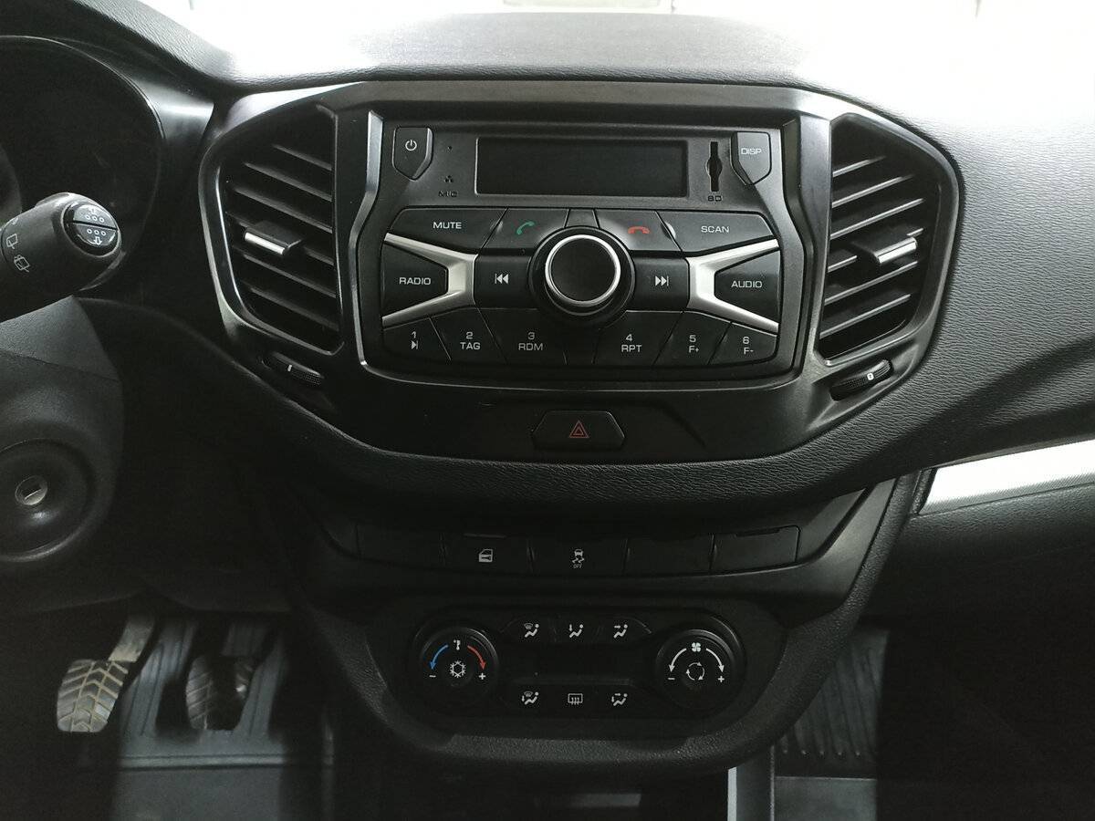 Lada (ВАЗ) Vesta б/у, 2020, Механическая. Фото: #14