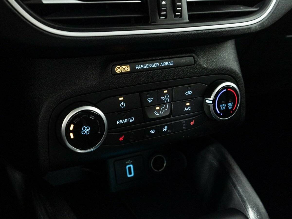 Ford Focus б/у, 2019, Автоматическая. Фото: #17